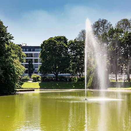 Residenz Am Zwinger Aparthotel Dresden Ngoại thất bức ảnh Fountain at the lake