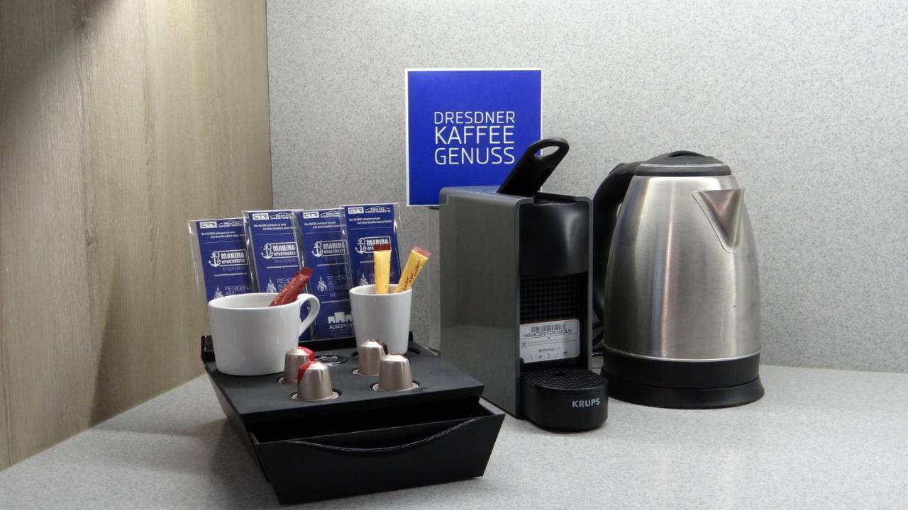 Residenz Am Zwinger Aparthotel Dresden Ngoại thất bức ảnh A Nespresso coffee machine