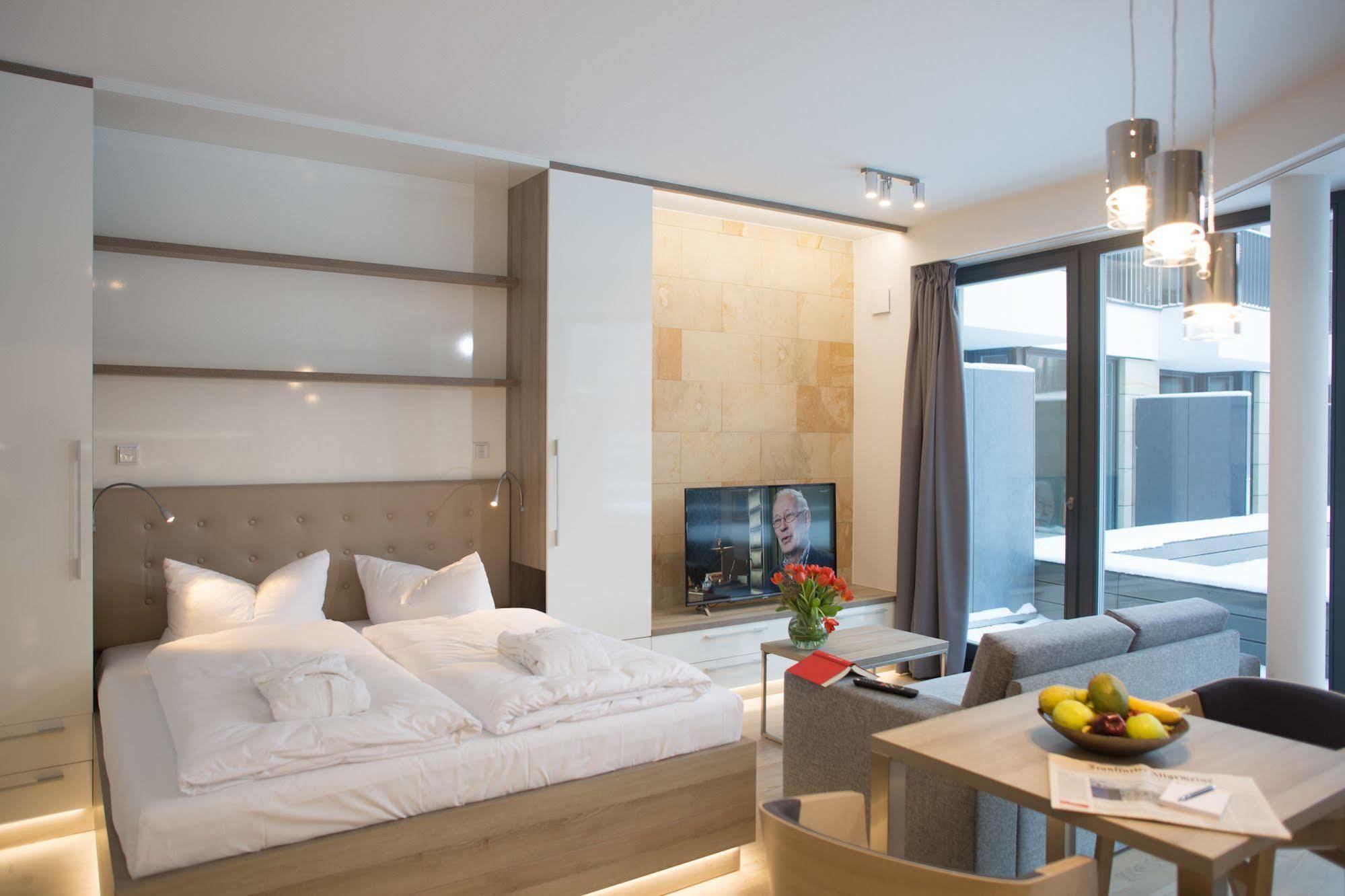Residenz Am Zwinger Aparthotel Dresden Ngoại thất bức ảnh A typical studio apartment